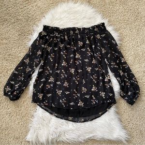 {Wayf} Floral Off The Shoulder Blouse in Black - Women's Small